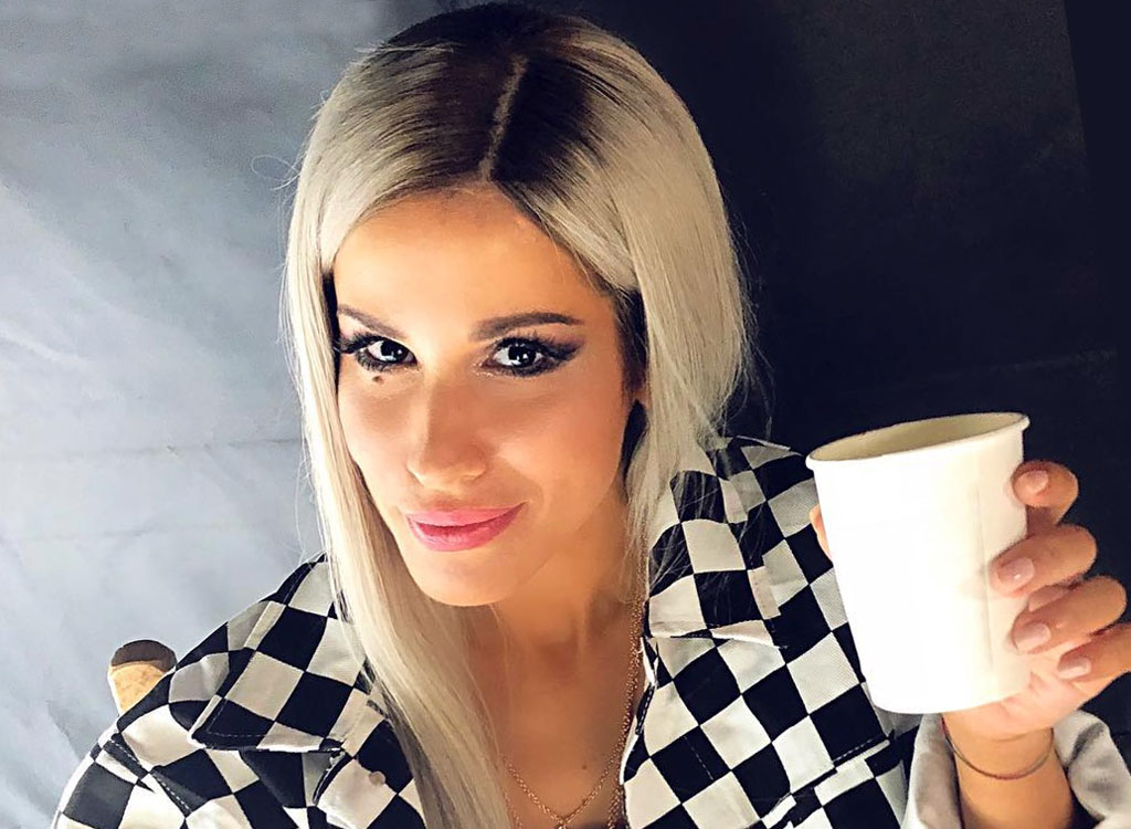 Baby K presente il nuovo album "Icona"